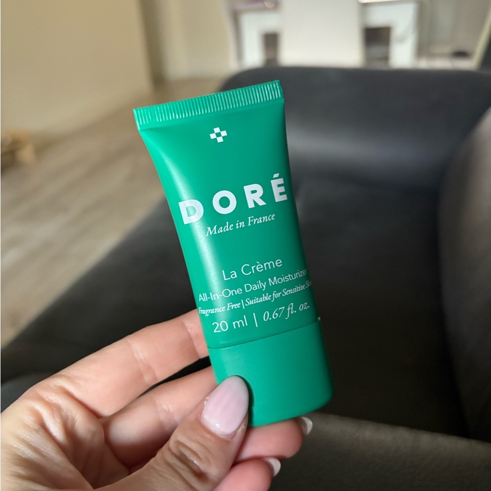 Doré La Crème All-in-One Daily Moisturizer - Green